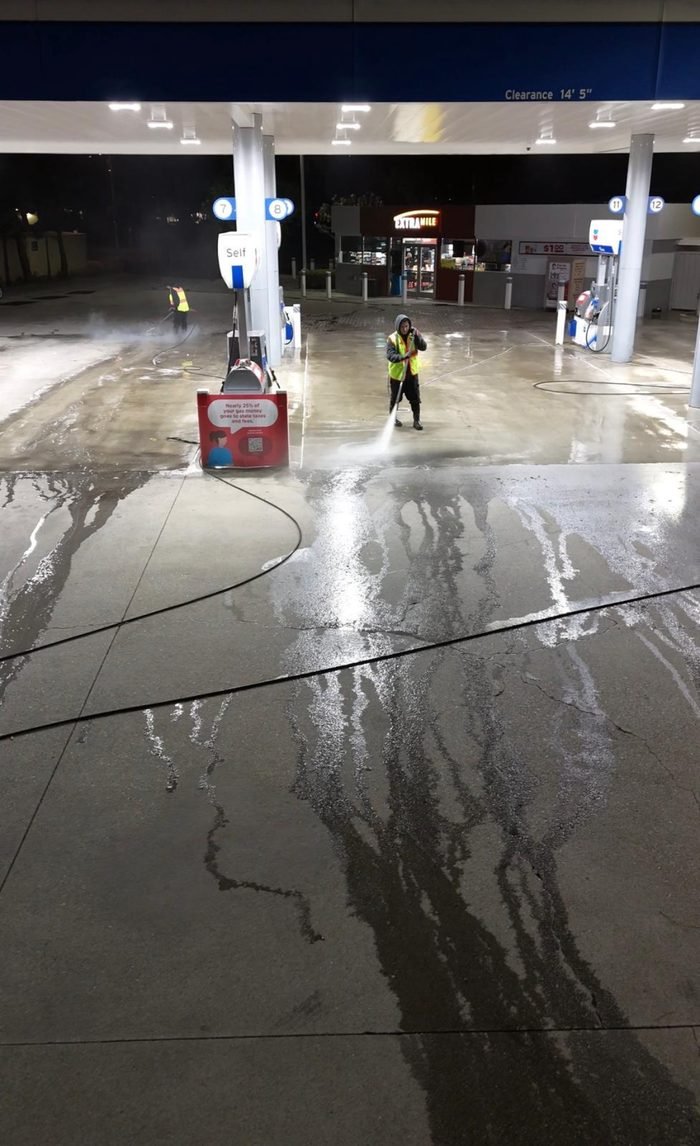 Fuel-station forecourt, canopy, or concrete cleaning